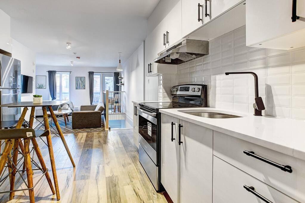 Cozy Downtown Retreat