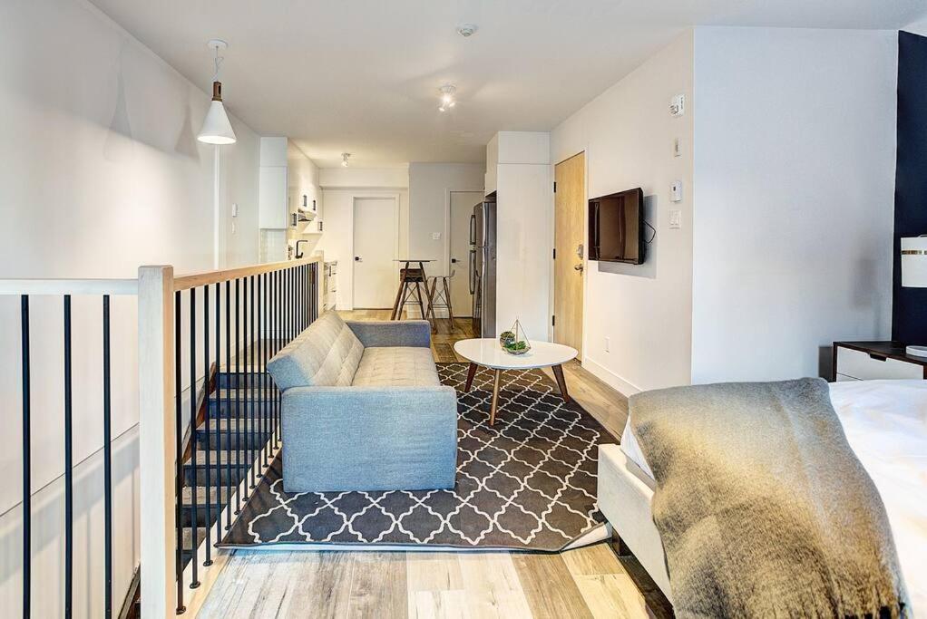 Cozy Downtown Retreat