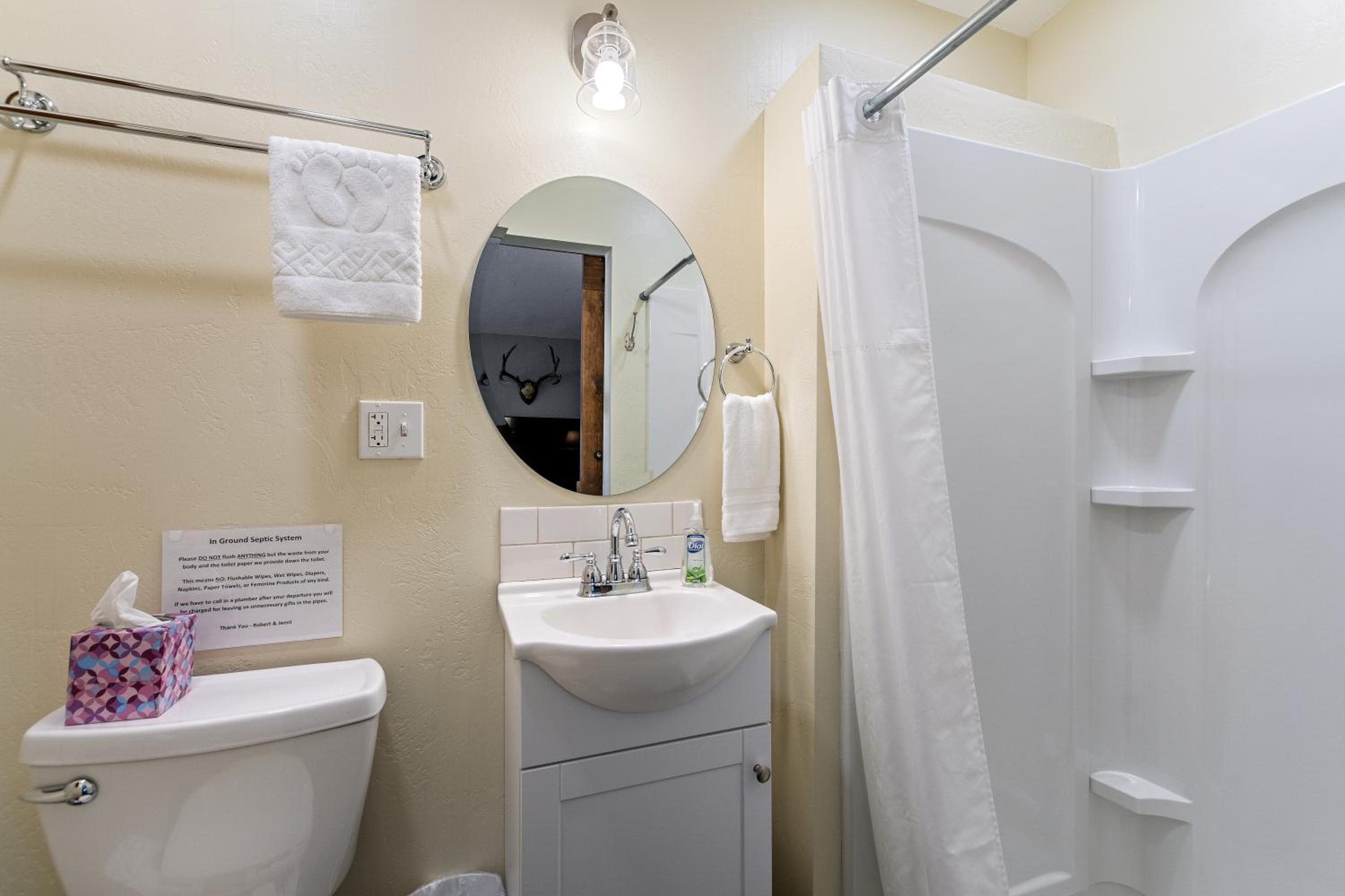 Fort Williamson Glacier Vacation Rentals