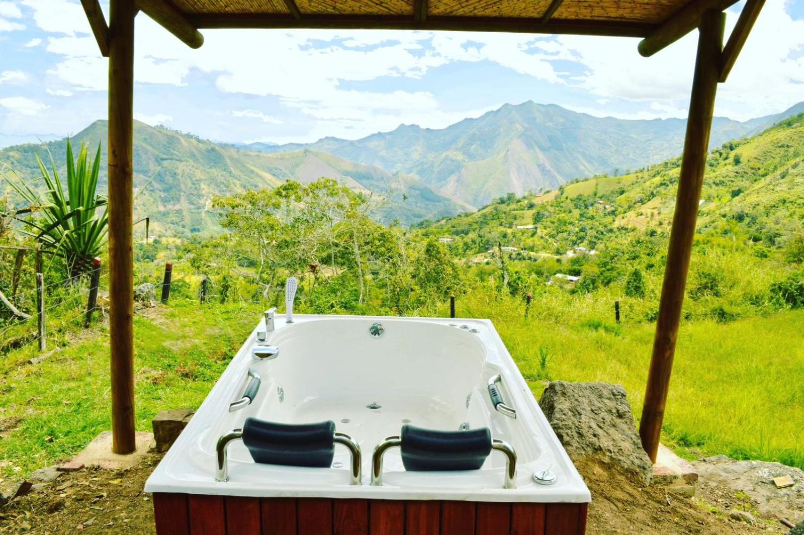 GLAMPING ASTRODOME EN PACHO