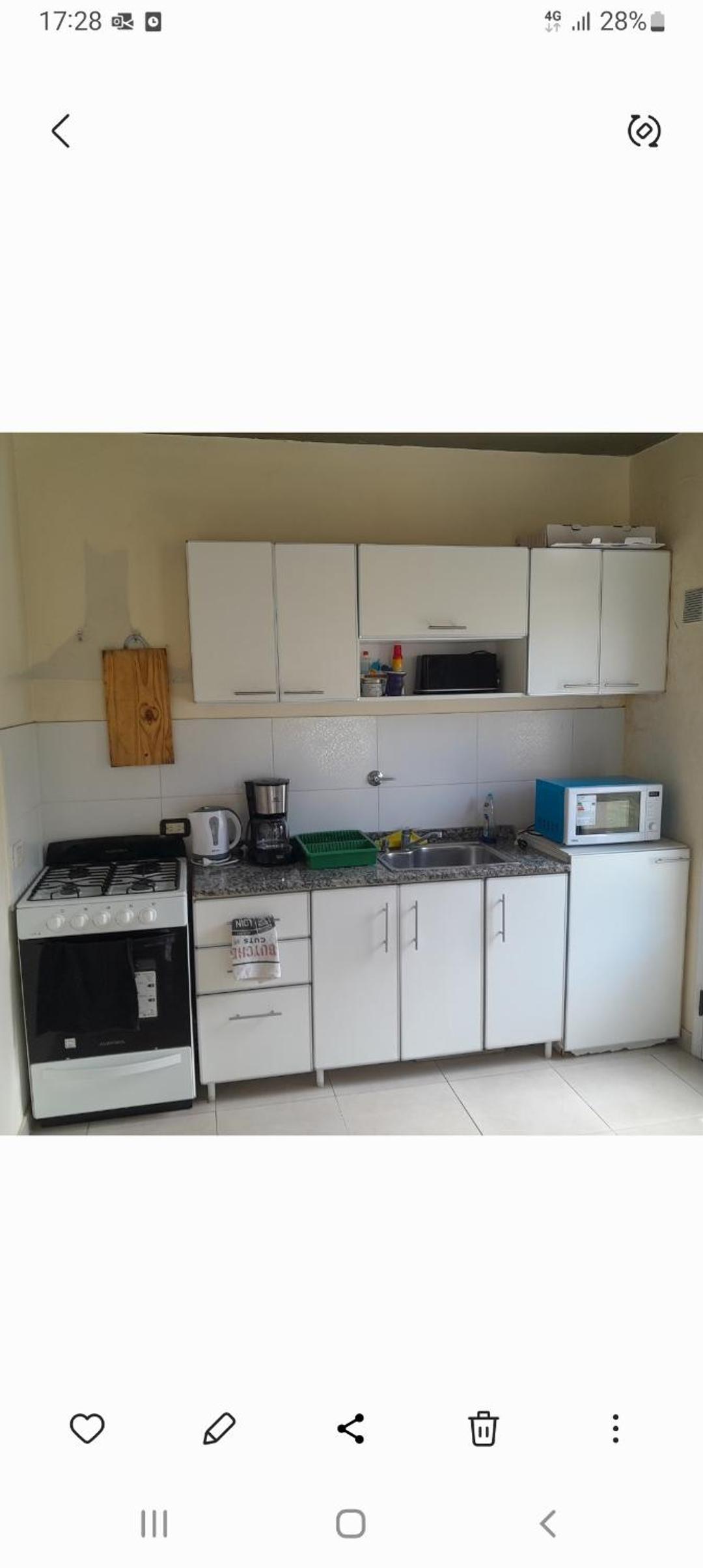 Canning House 3 bed 2 bath with park and grill