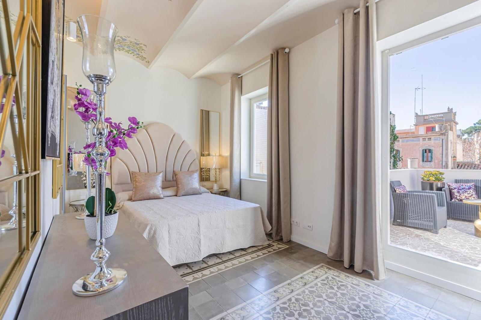 Luxury villa next to the beach view 2