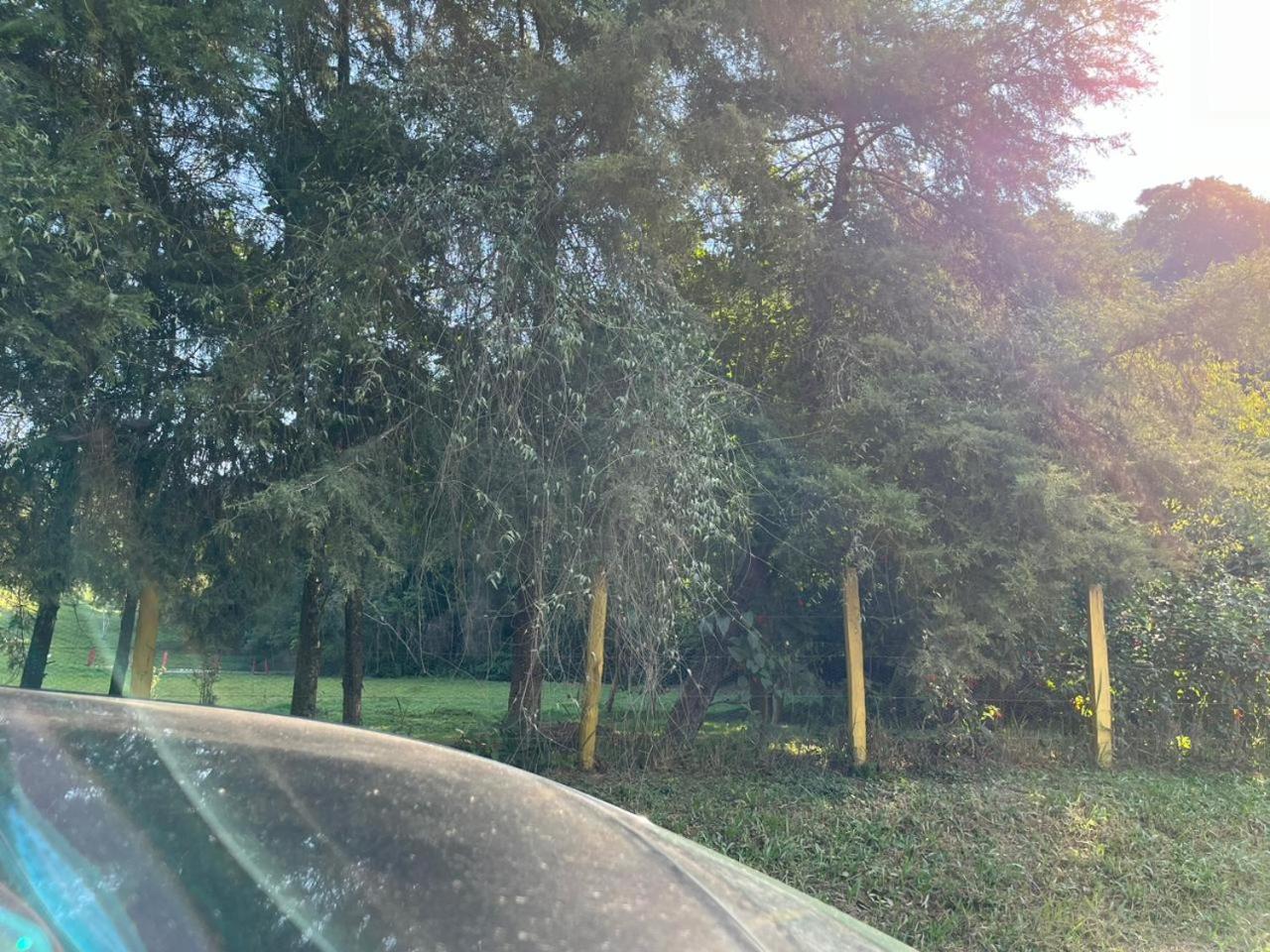 POUSADA PE NA TERRA EM GUARAREMA