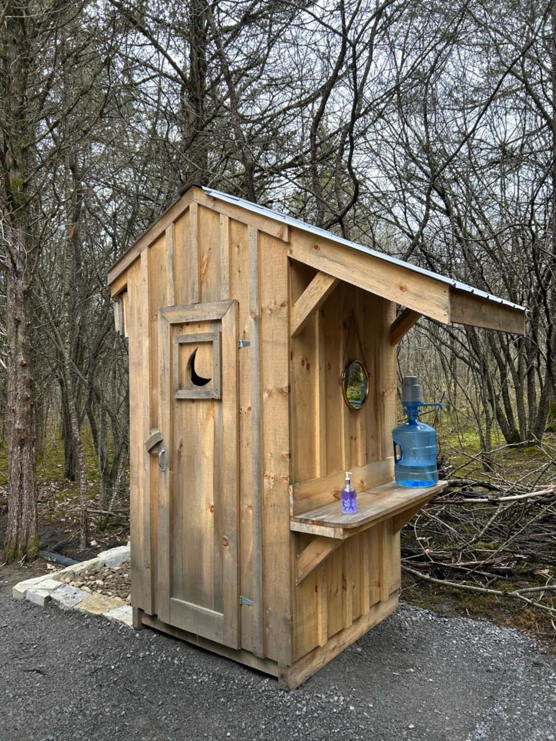 Glampanee - off grid