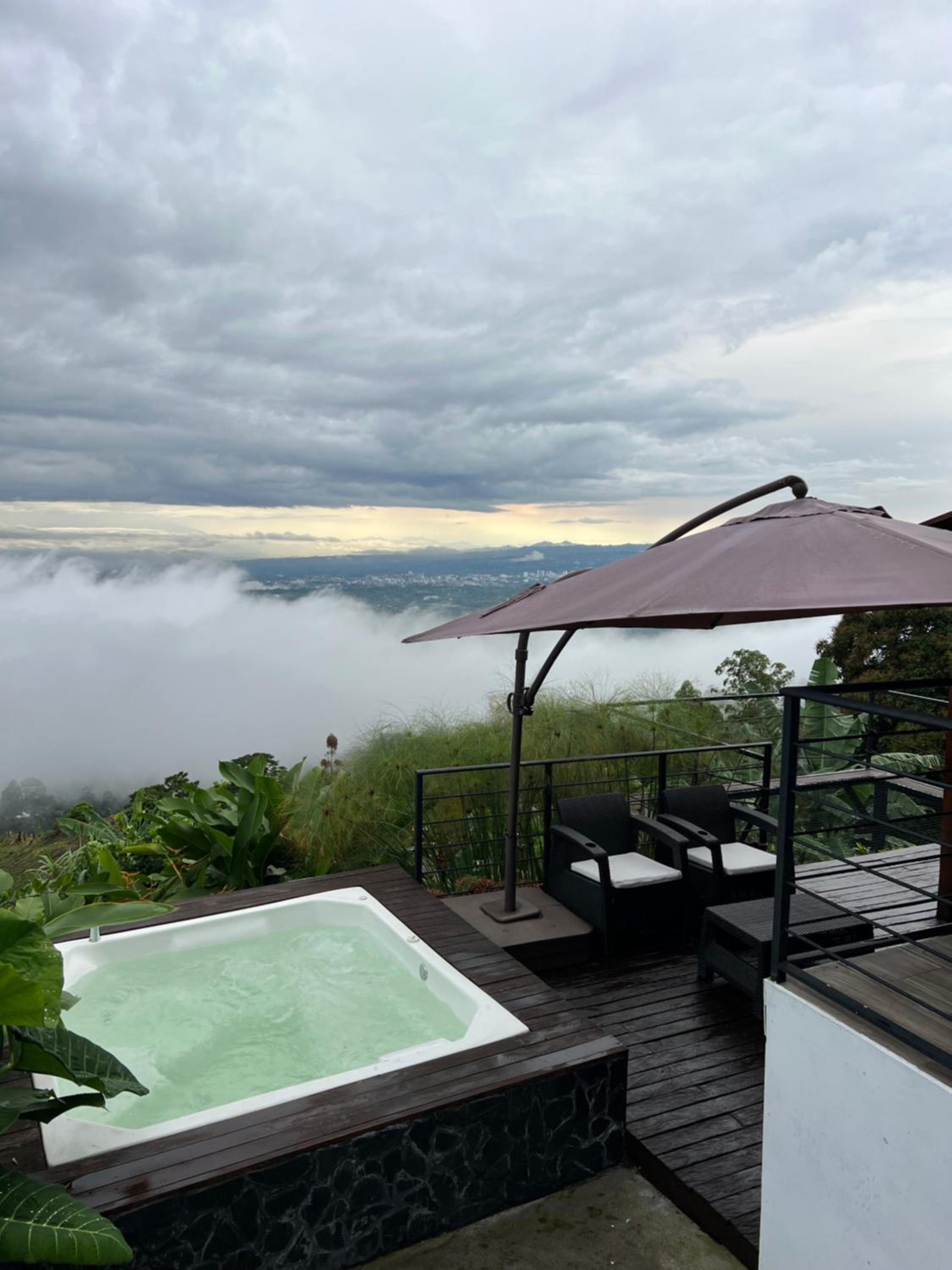 CABAÑA GLAMPING HOUSE view 3
