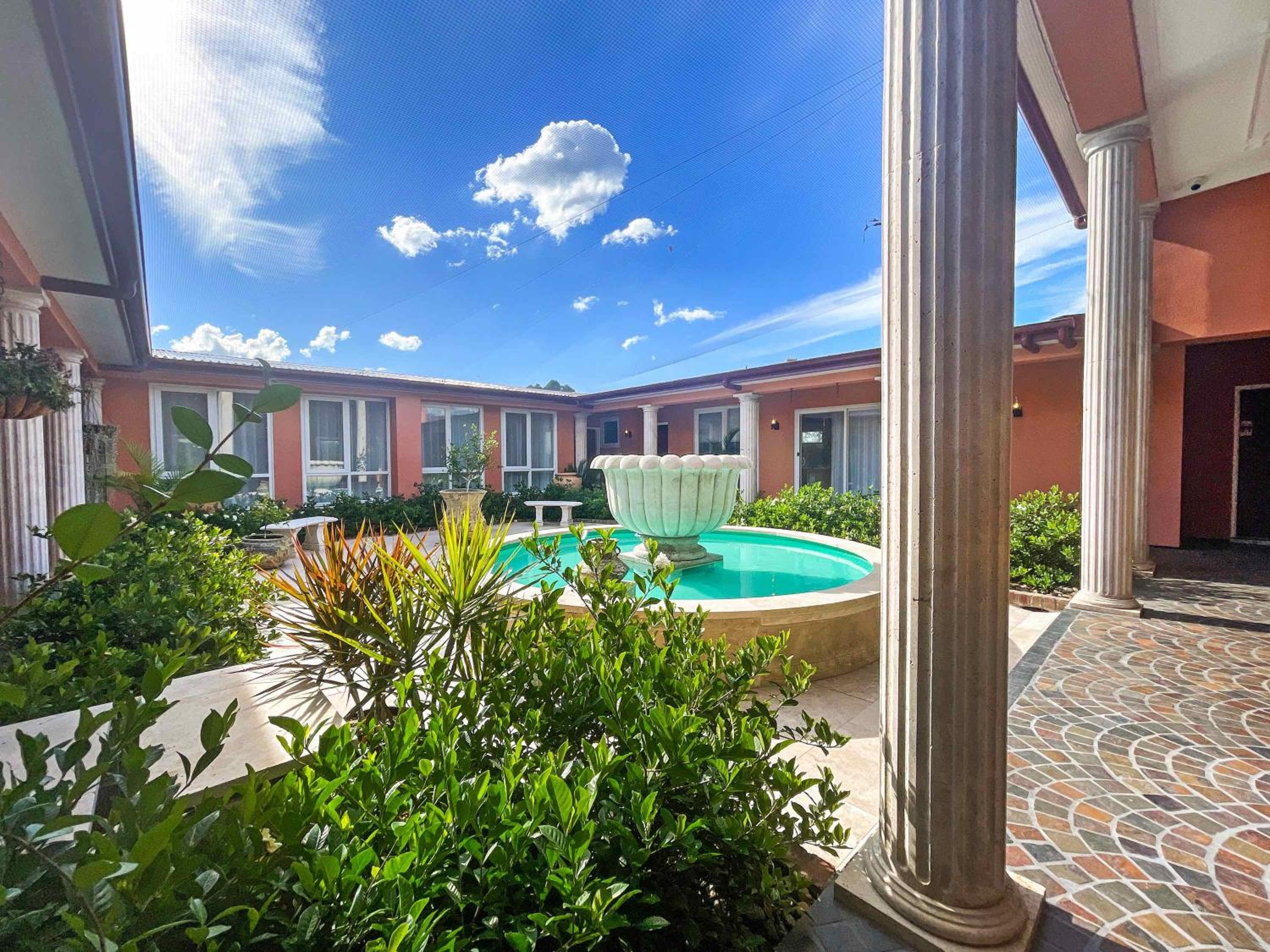 SPQR Hunter Valley