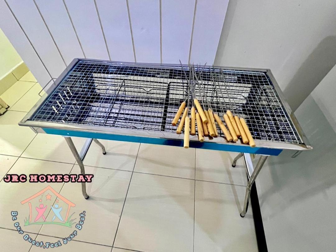Desa Tebrau 3 IKEA Toppen near PeiKin Long Sing YiJia Restaurant