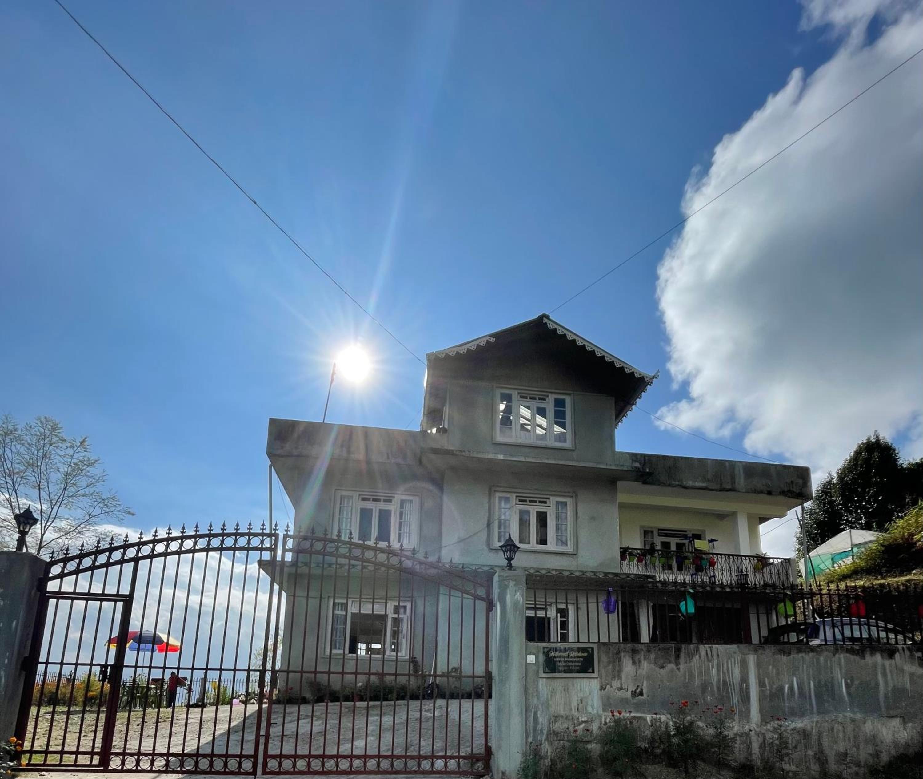 Hillcrest Residency