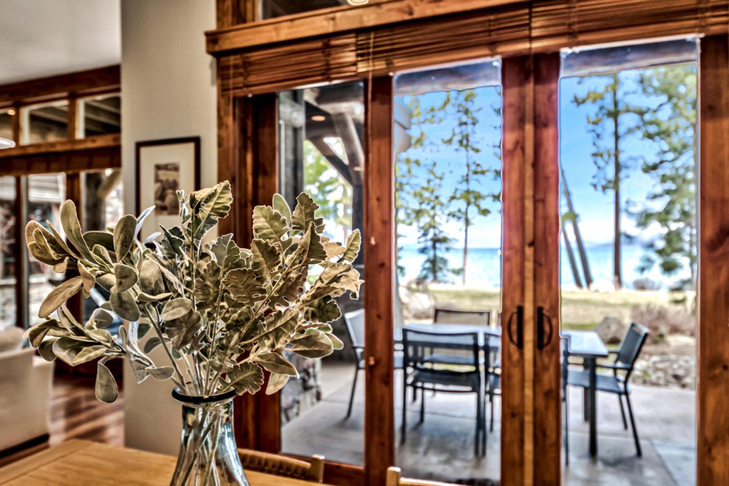 Lake Tahoe Vacations - Sierra Shores Five - Lakefront Comfort - Property Image 3