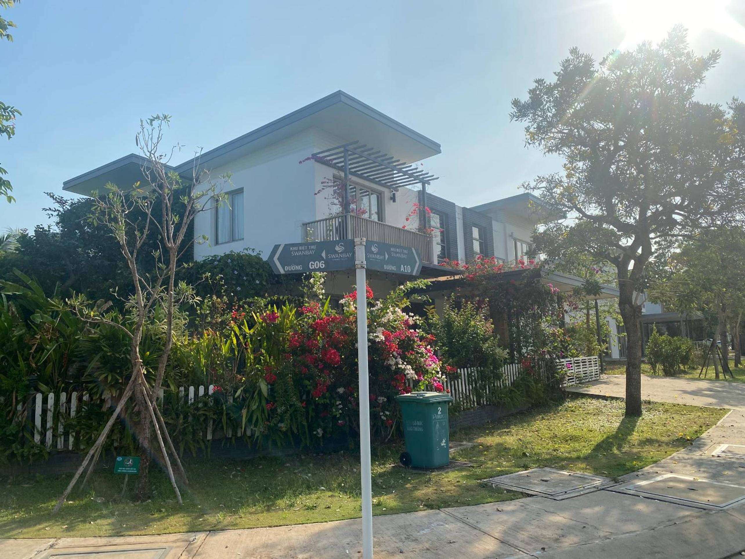 Green villa view 3