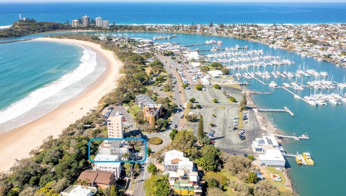 BEACH01- Mooloolaba Beachfront Apartment with Private Pool