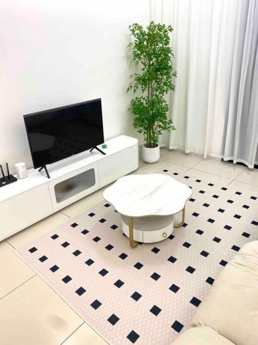 Luxury Continew Residence with KLCC,TRX,Ikea View
