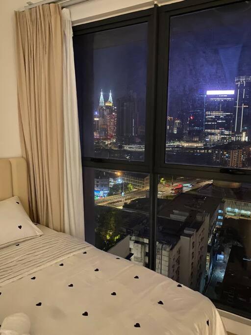 Luxury Continew Residence with KLCC,TRX,Ikea View