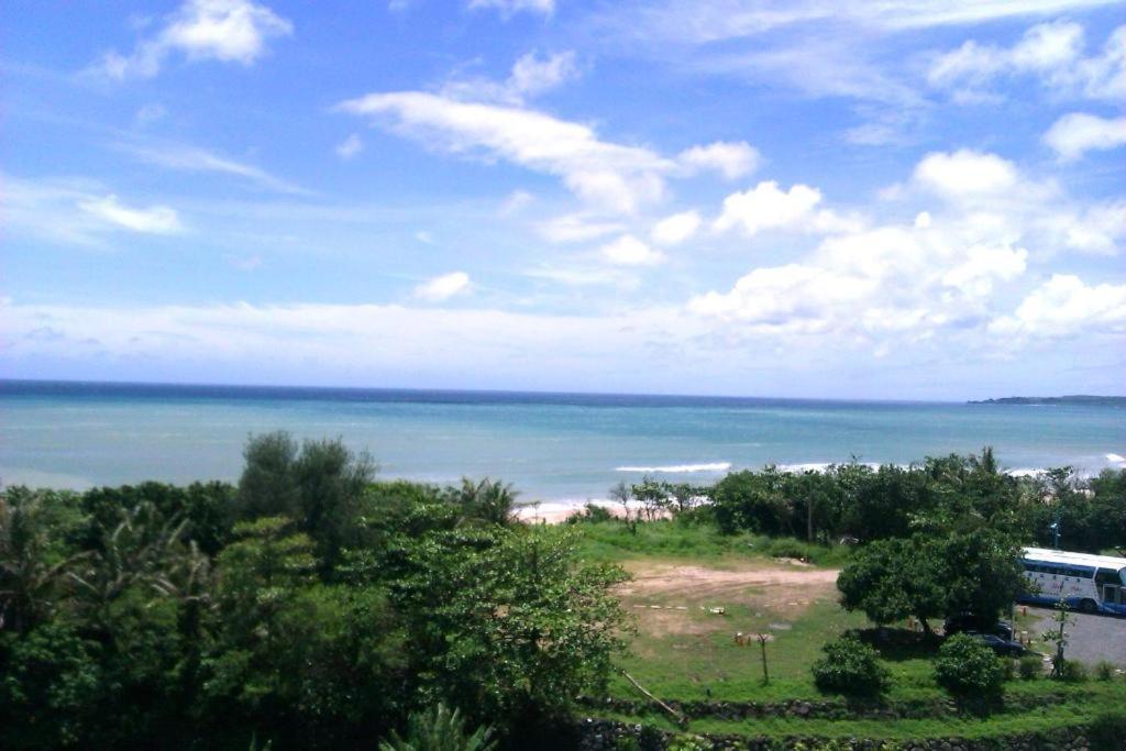 Island on the Sea 海的小嶼