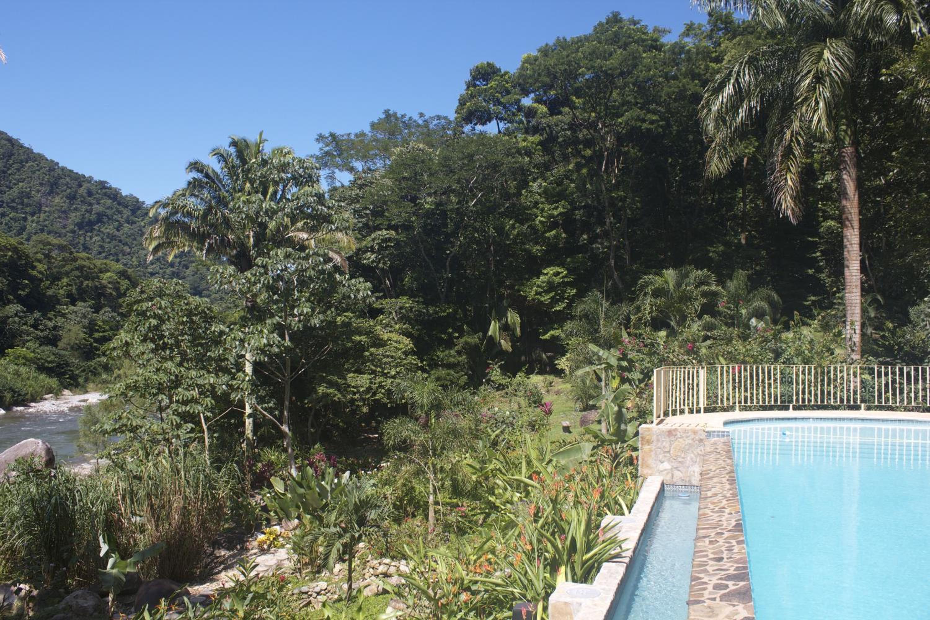 Villas Pico Bonito