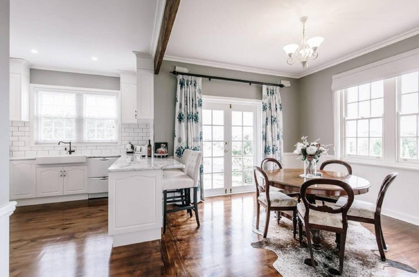 Byrne House - 3BR Rustic Luxe - Wi-Fi