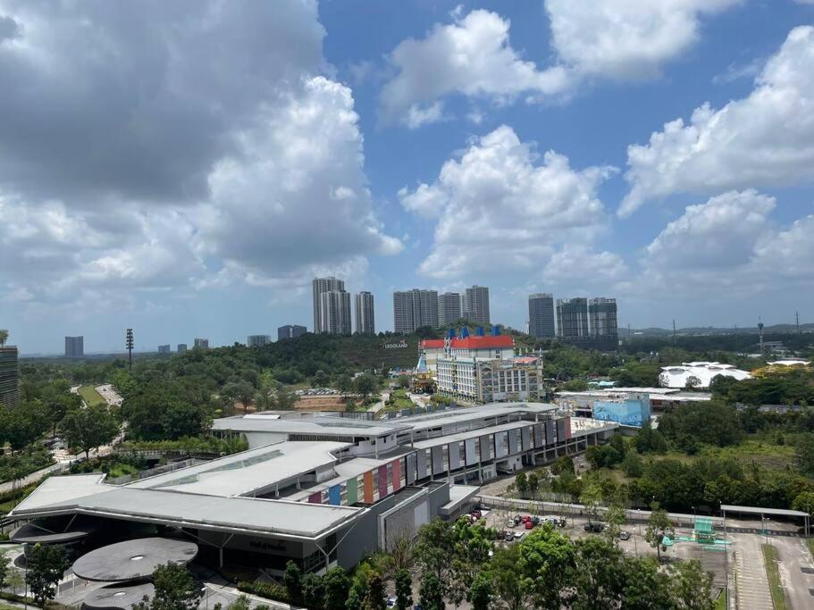 Medini Legoland D'Pristine by MinnensHome 2 Bedrooms