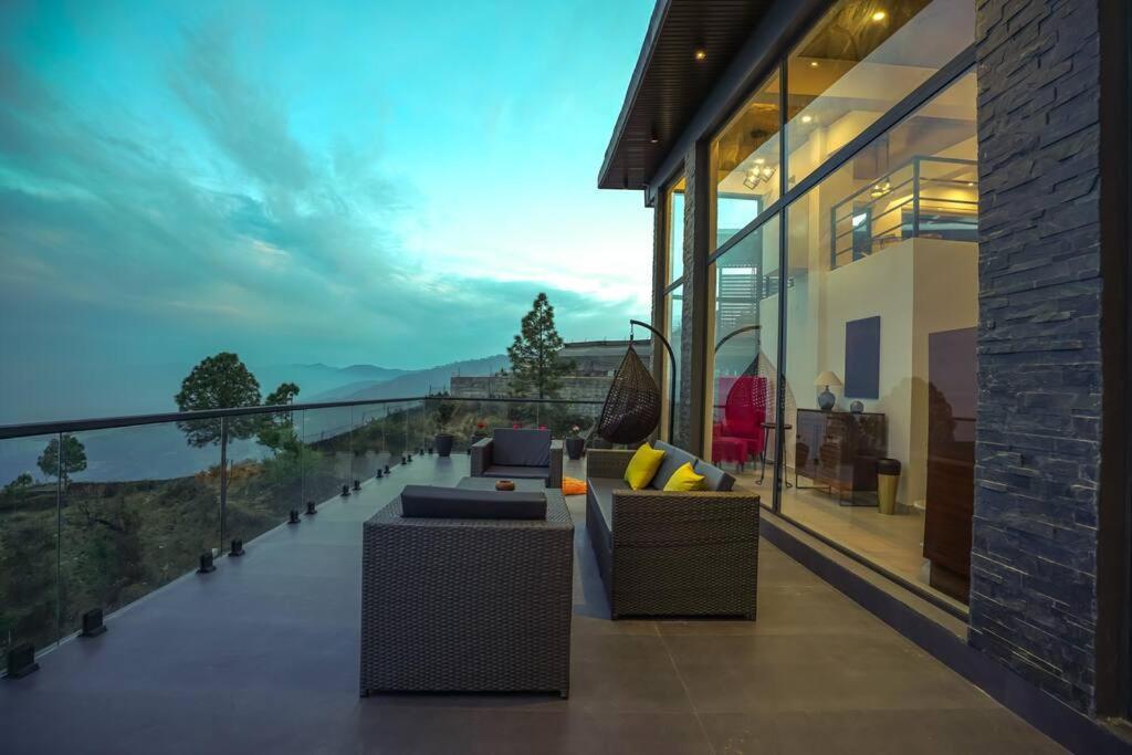 SaffronStays Mountains & Martini Villa, Tehri