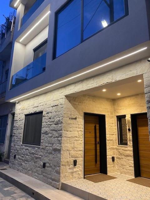 Estia Luxury Apartment photo 4