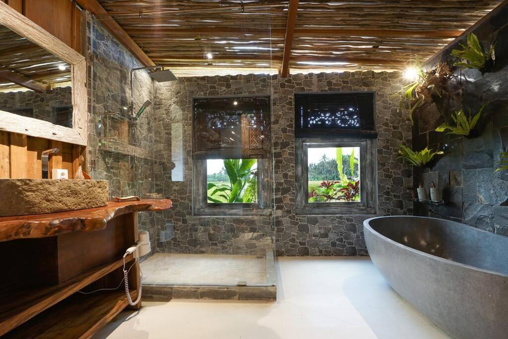 Villa Kayu, a cozy 1 BR cabin with breathtaking paddy views view 5