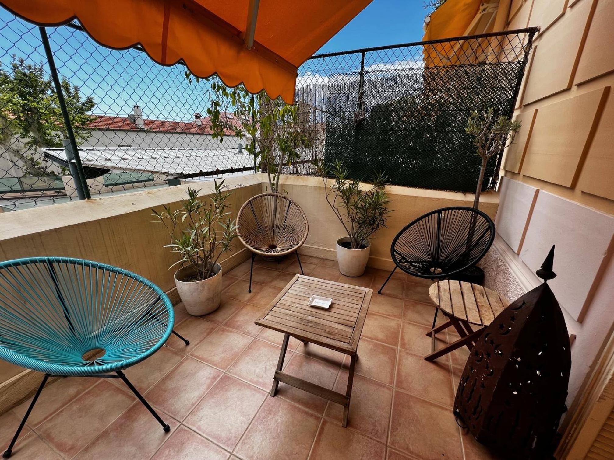 Monte Carlo Vacations - Charmant appartement 3 pieces avec terrasse - Monaco Ville 150m du Palais sur le Rocher - Property Image 1