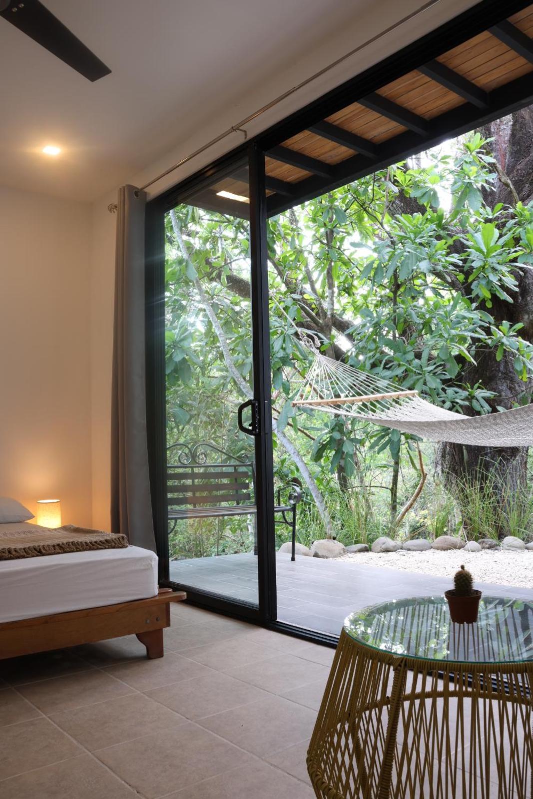 Vista Verde Surf & Studios - jungle View