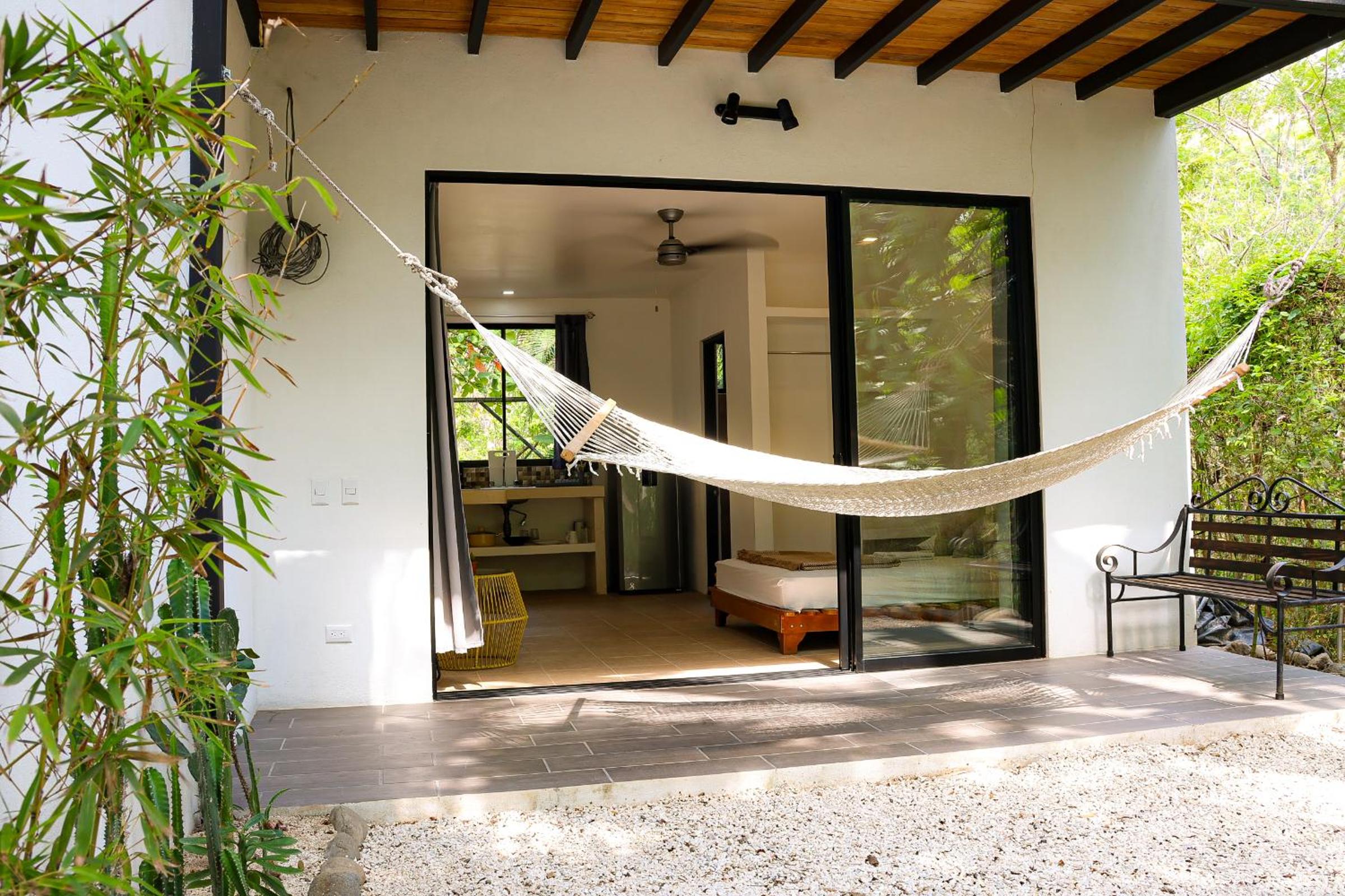 Vista Verde Surf & Studios - jungle View