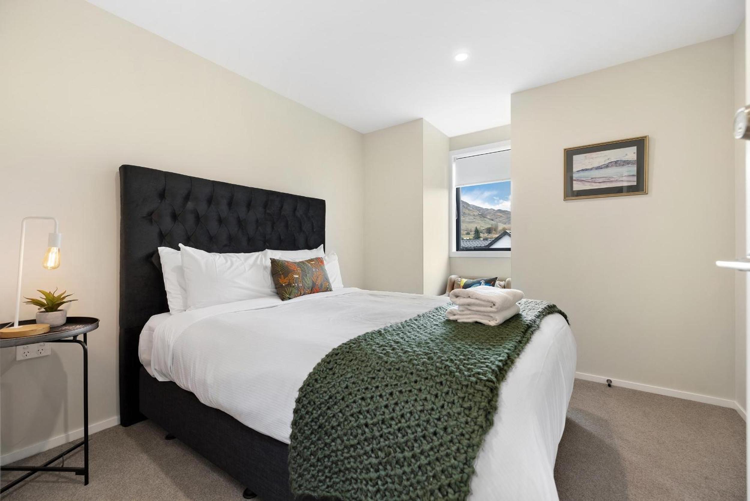 O'Mera Luxury Retreat view 2