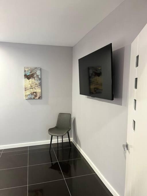 Coconut Creek - Two Bedroom Ensuite Unit view 3