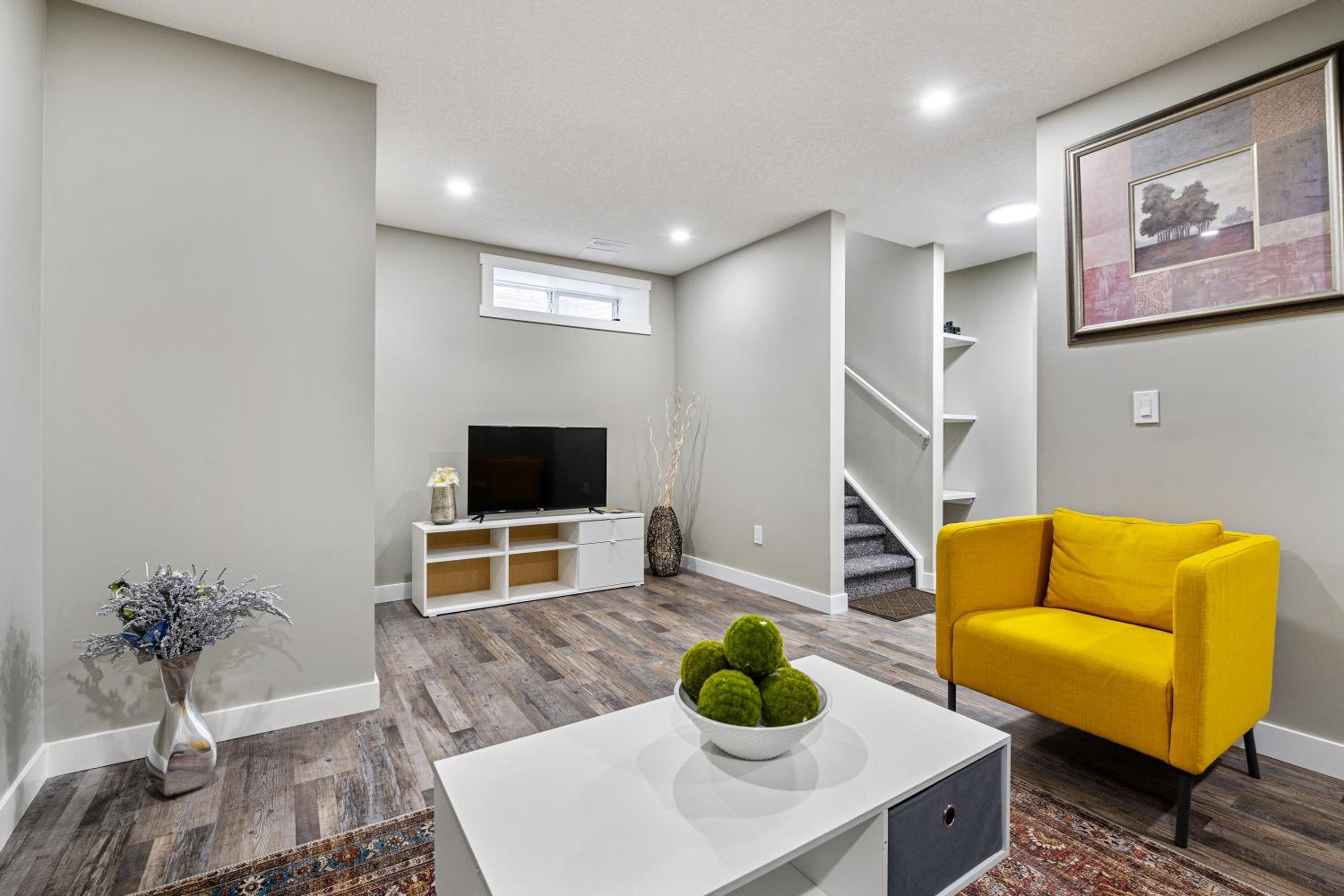 Newly renovated 2 bedroom basement suite