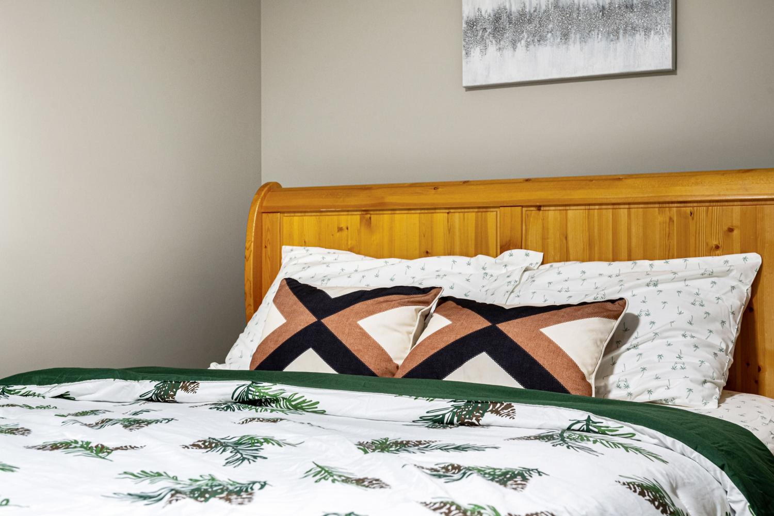 Newly renovated 2 bedroom basement suite
