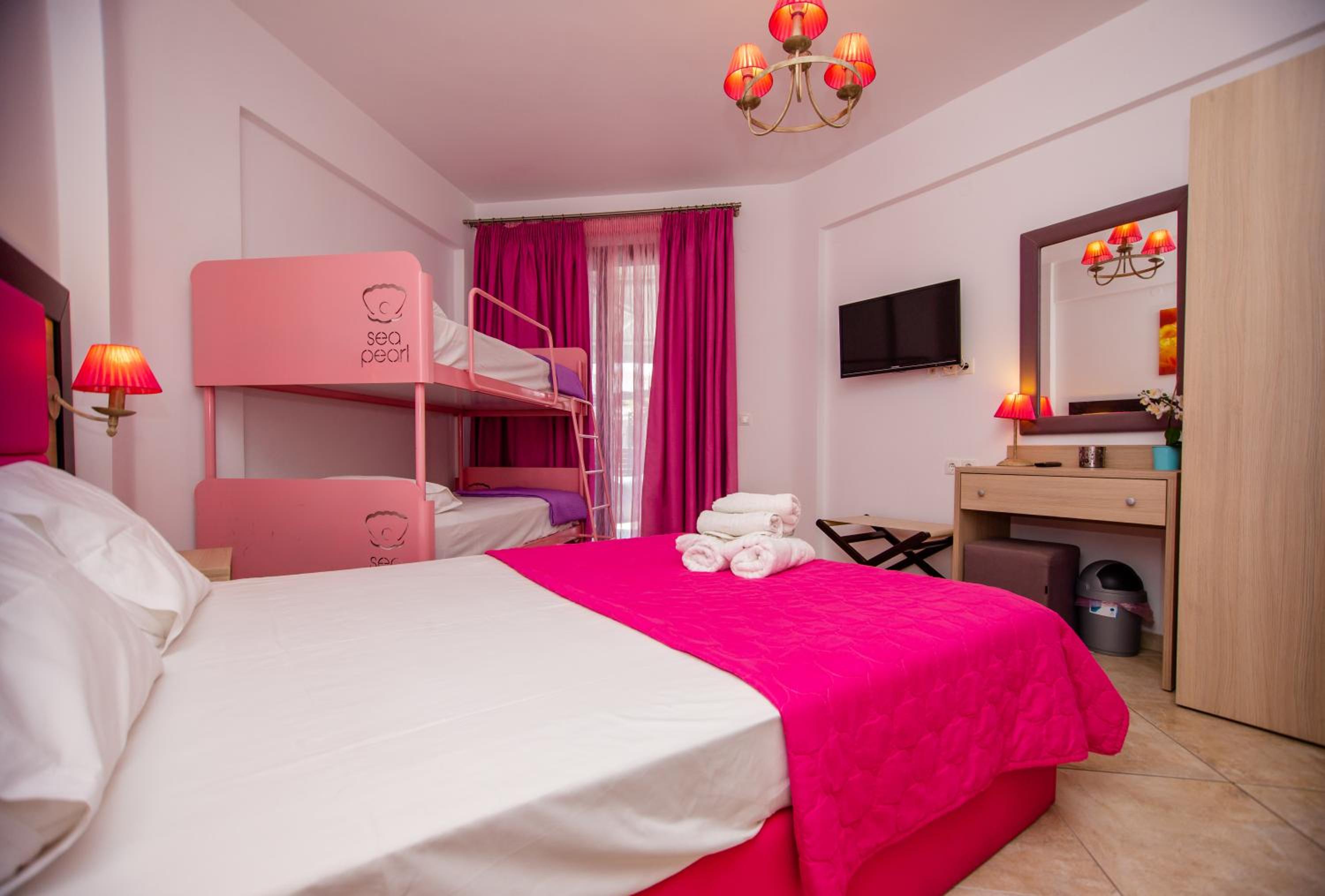 Sea Pearl Luxury Apartments view 3