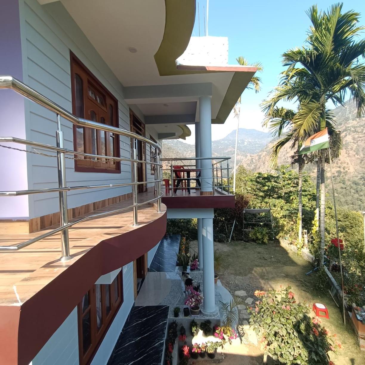 Barbet Homestay Kitam