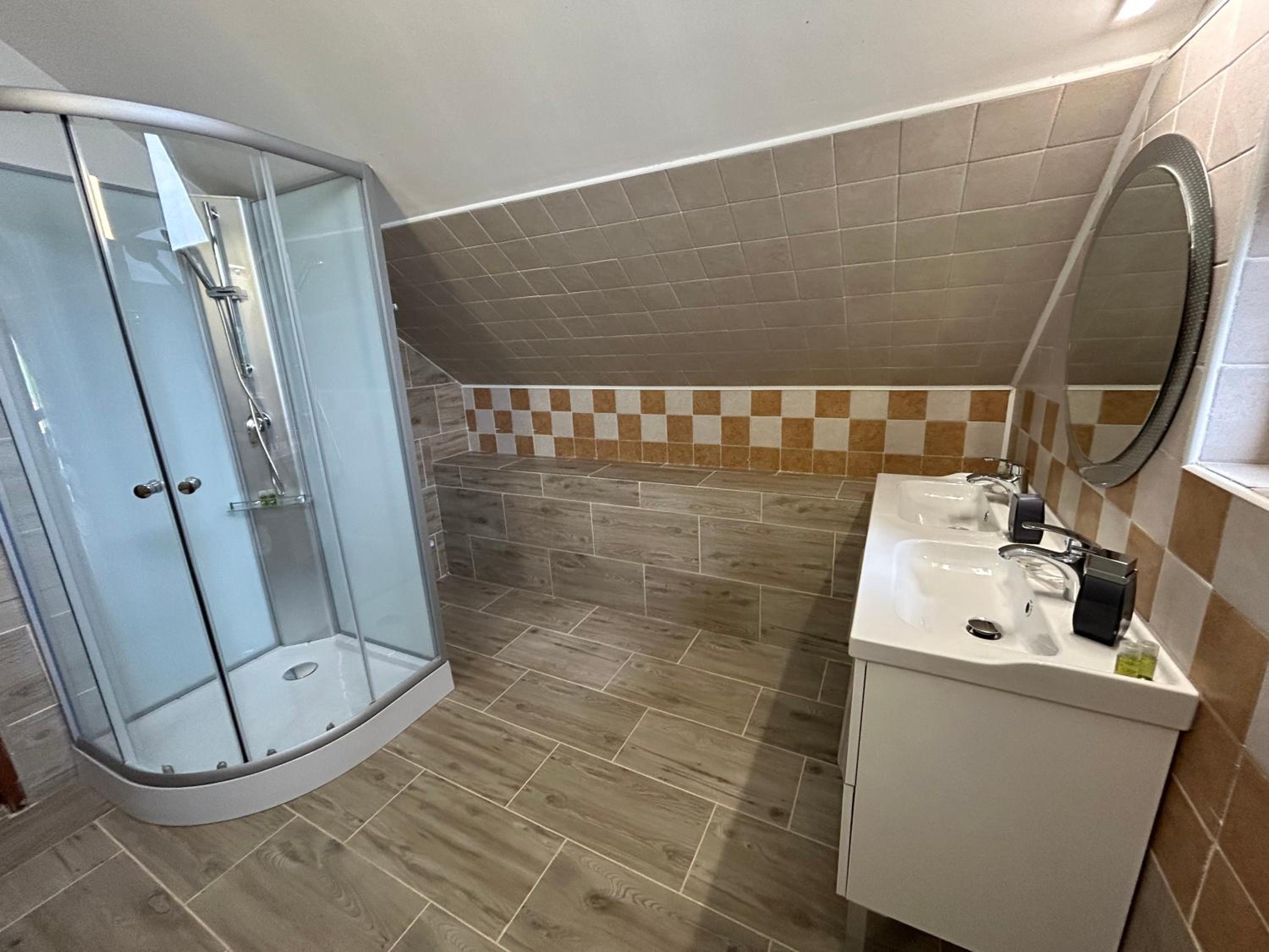 Venus - Apartamente de închiriat