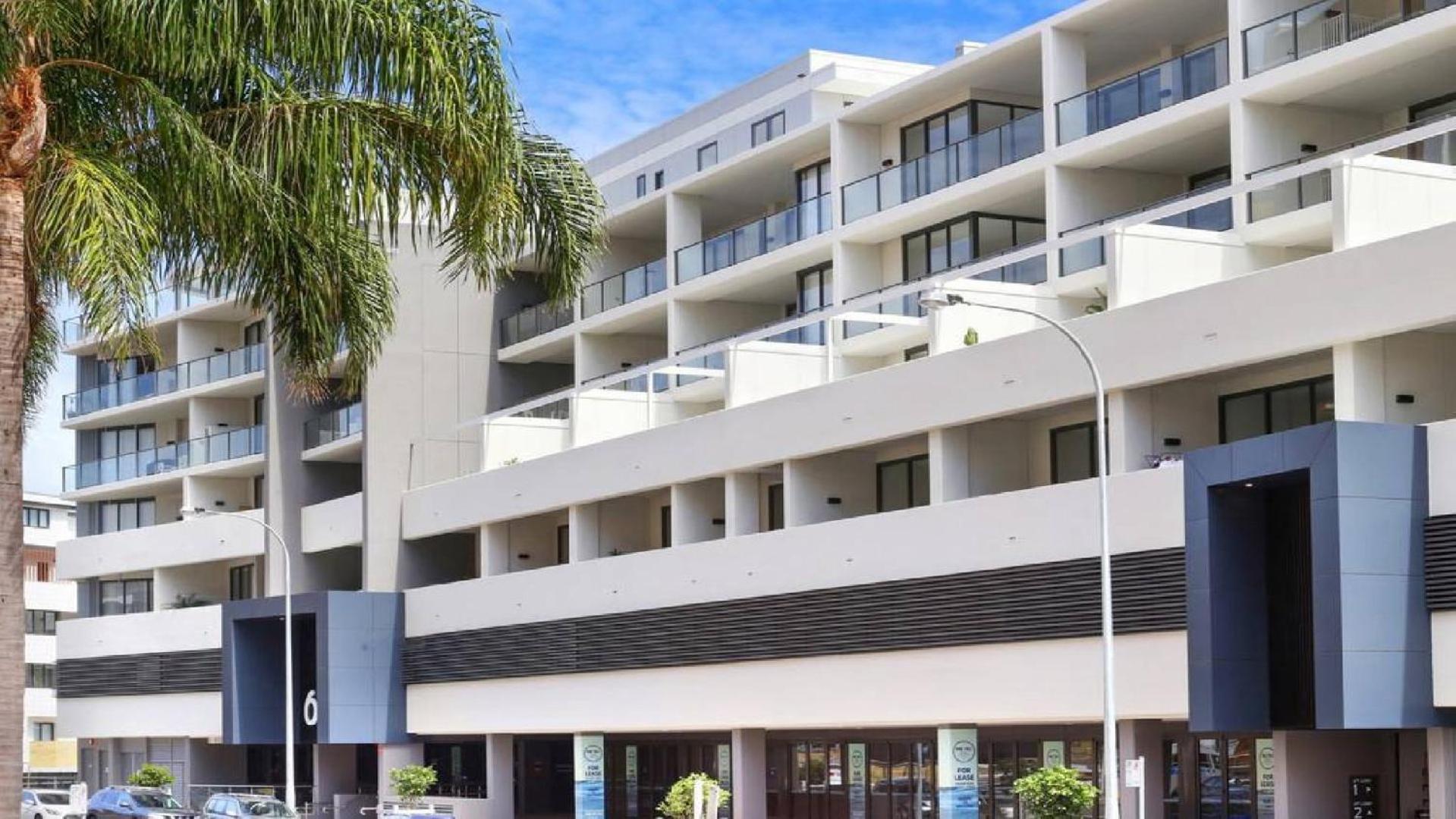 Apollo Short Walk To Beach Accom Holidays
