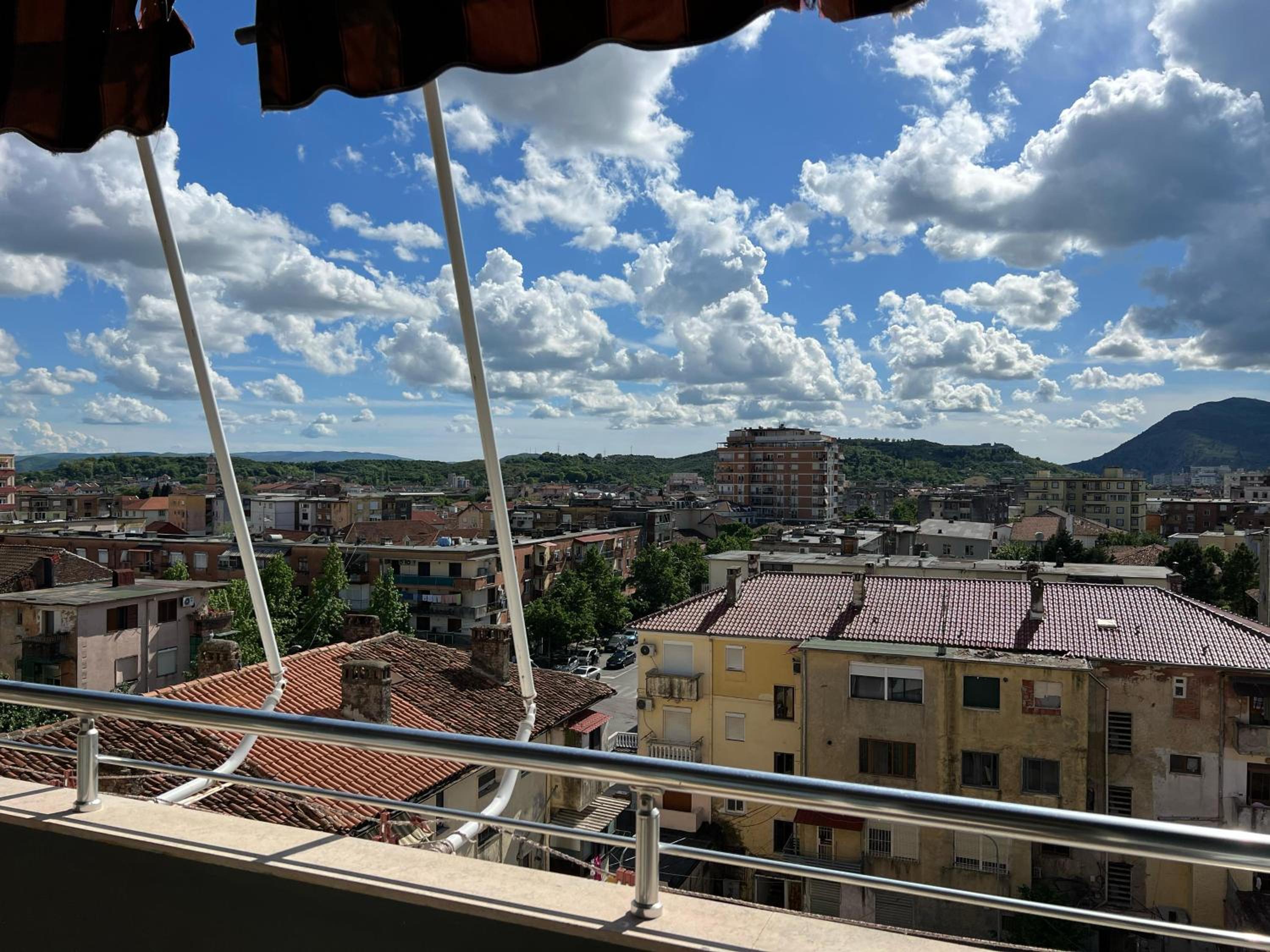 Xhiro n'Shkoder Gjuhadol Apartment