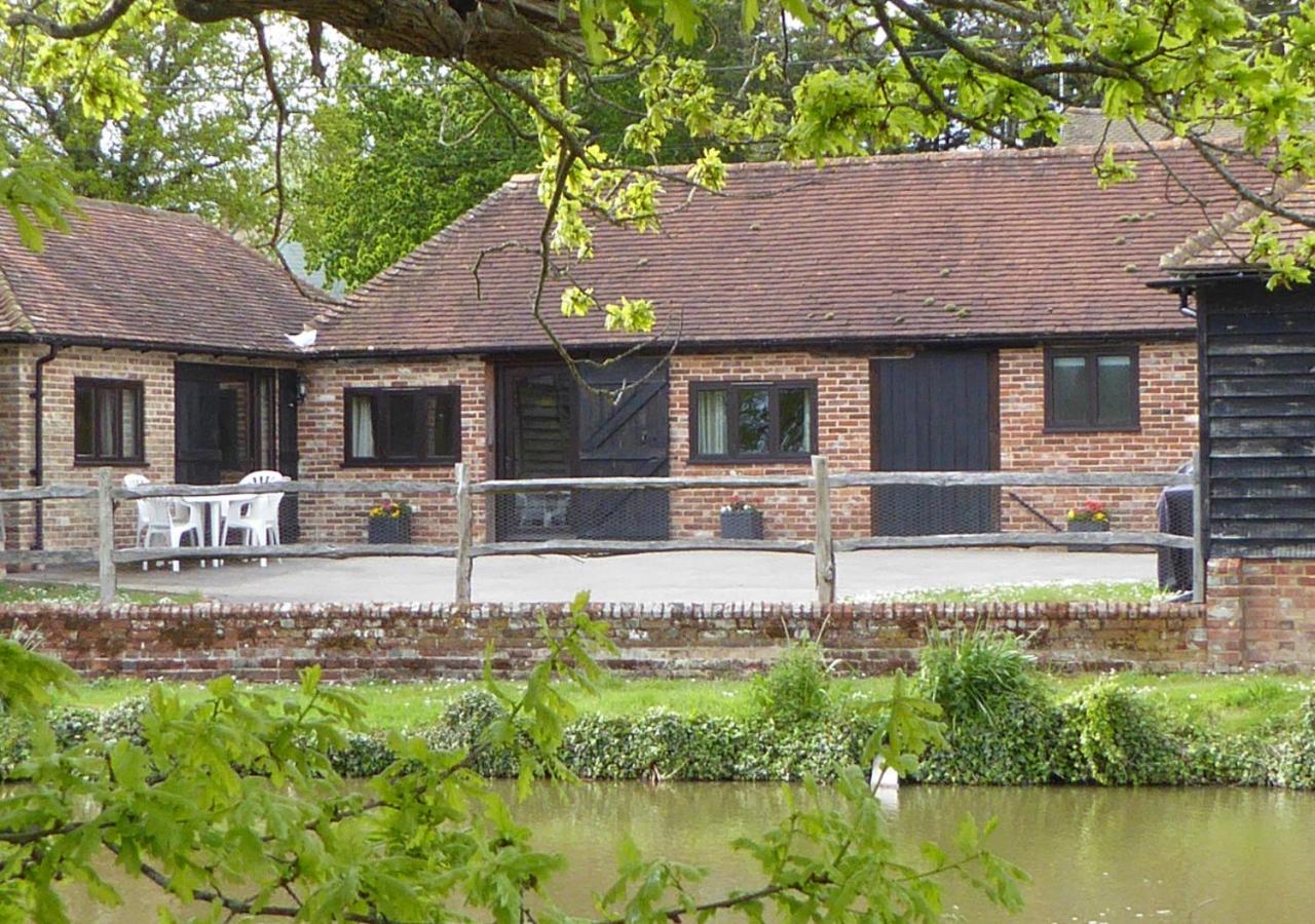 2 Bed in Nr Hailsham oc-sx912 view 2