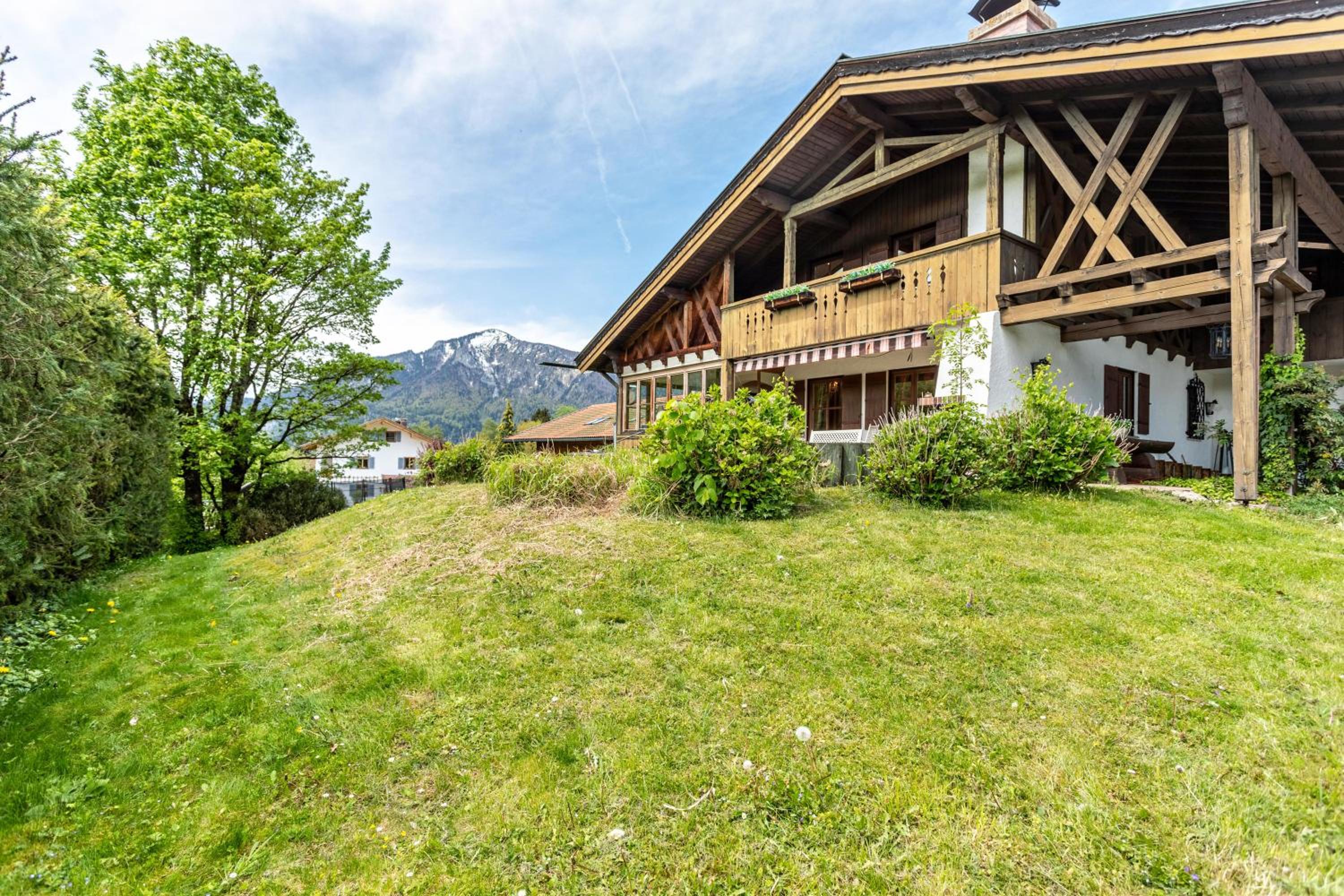 Großes Ferienhaus mit Bergblick