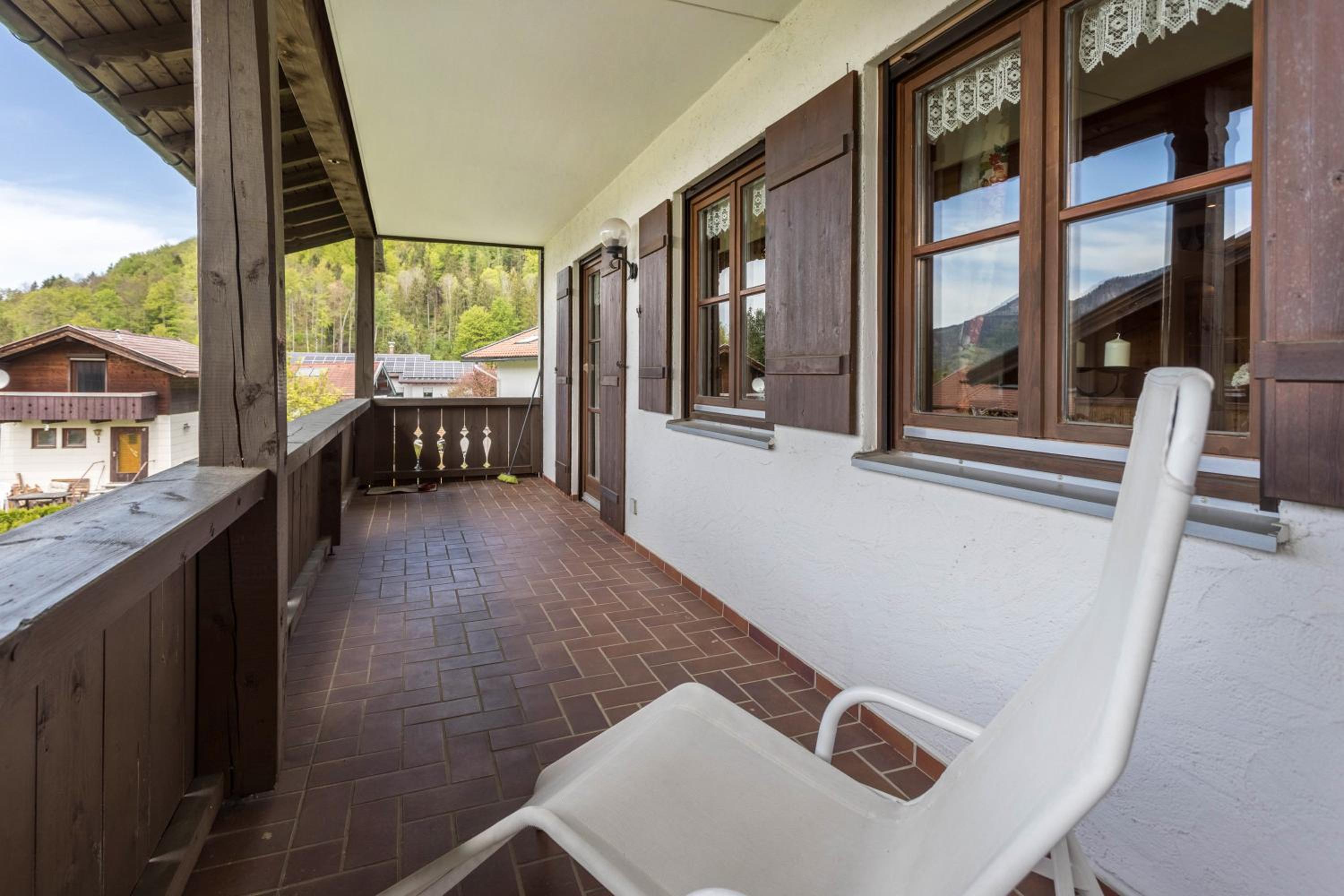 Ferienhaus mit Bergpanorama