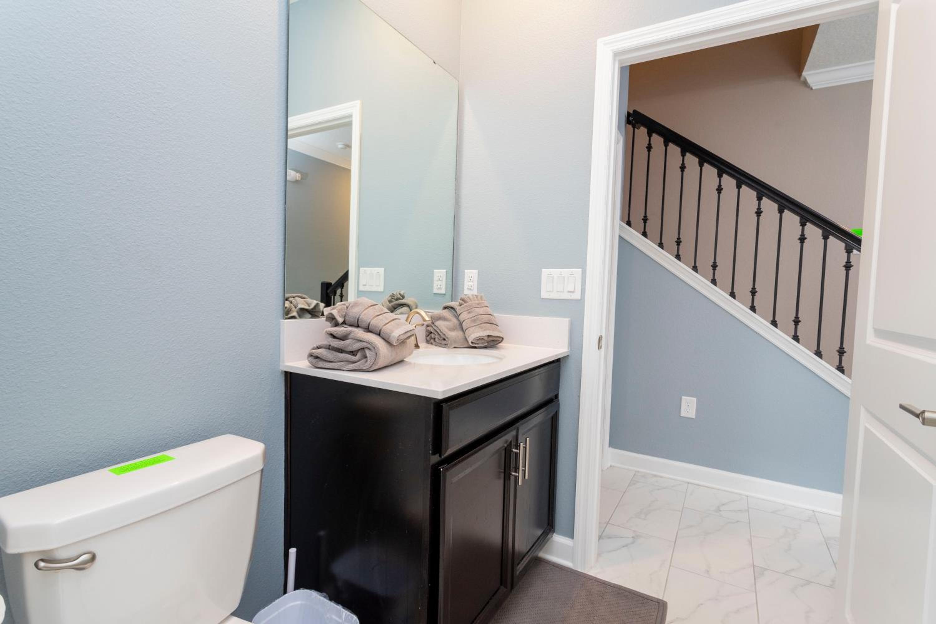 Gorgeous 4 Bd Close to Disney w/ Pool @ Storey Lake Resort 4243 view 5
