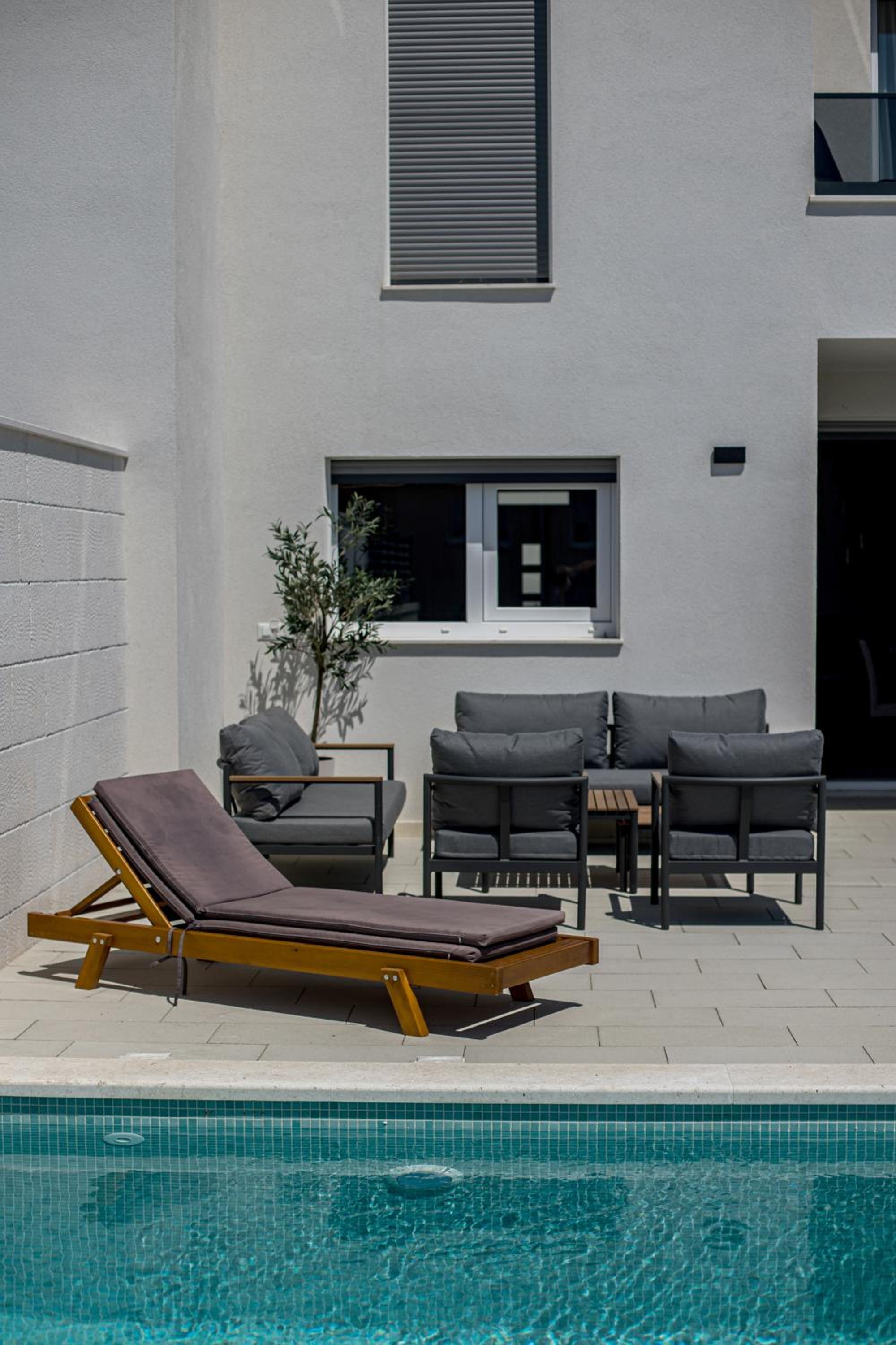 VILLA LUCIS view 5