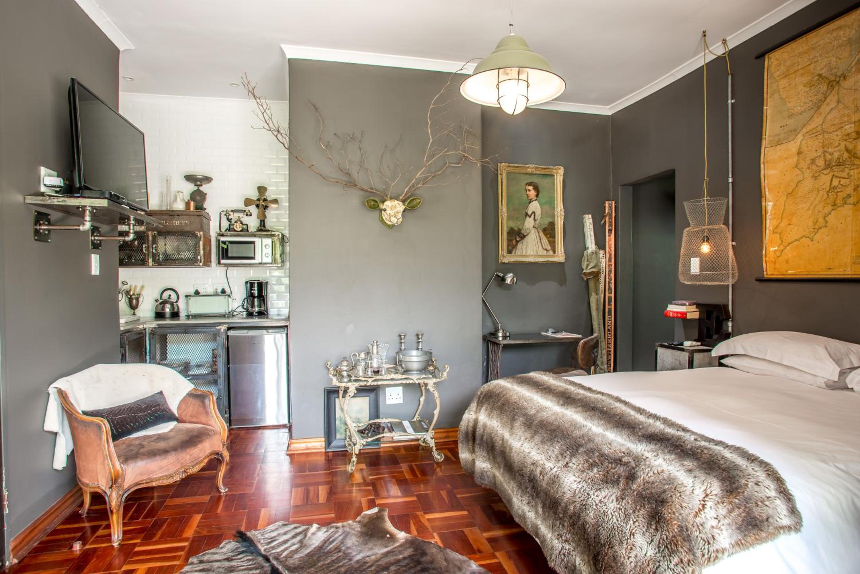 Festina Lente Guesthouse