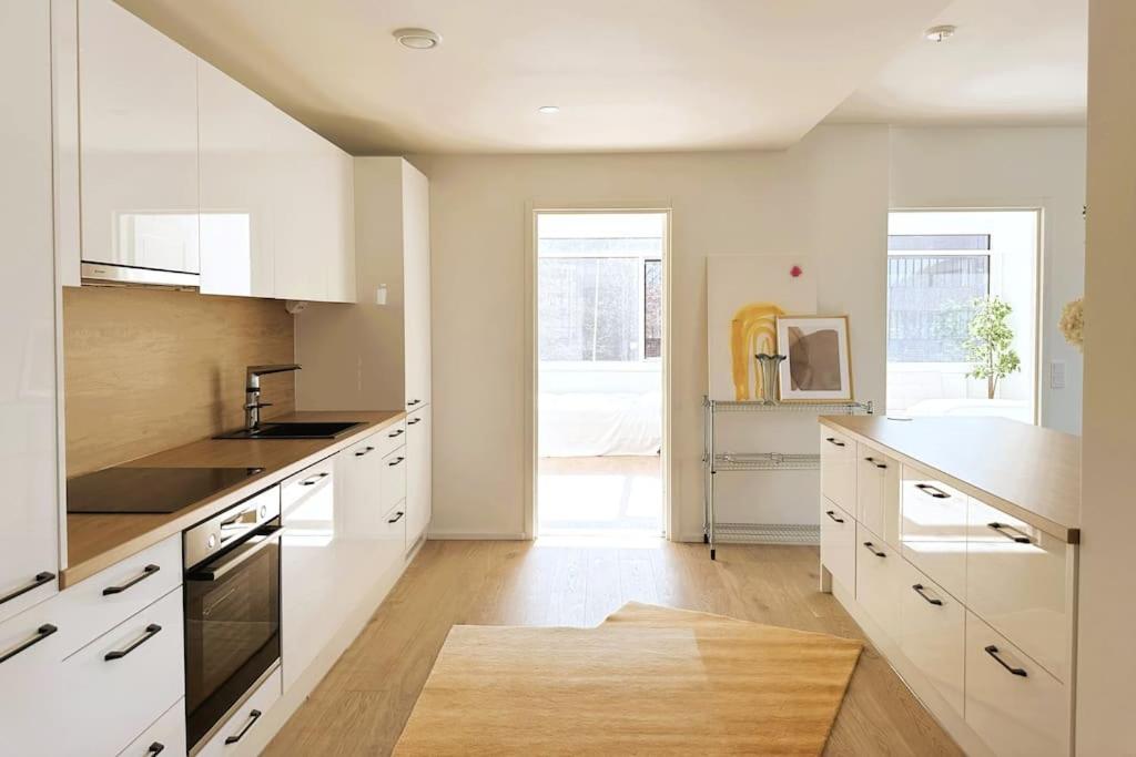 NEW 3BR loft with balcony and sauna view 4