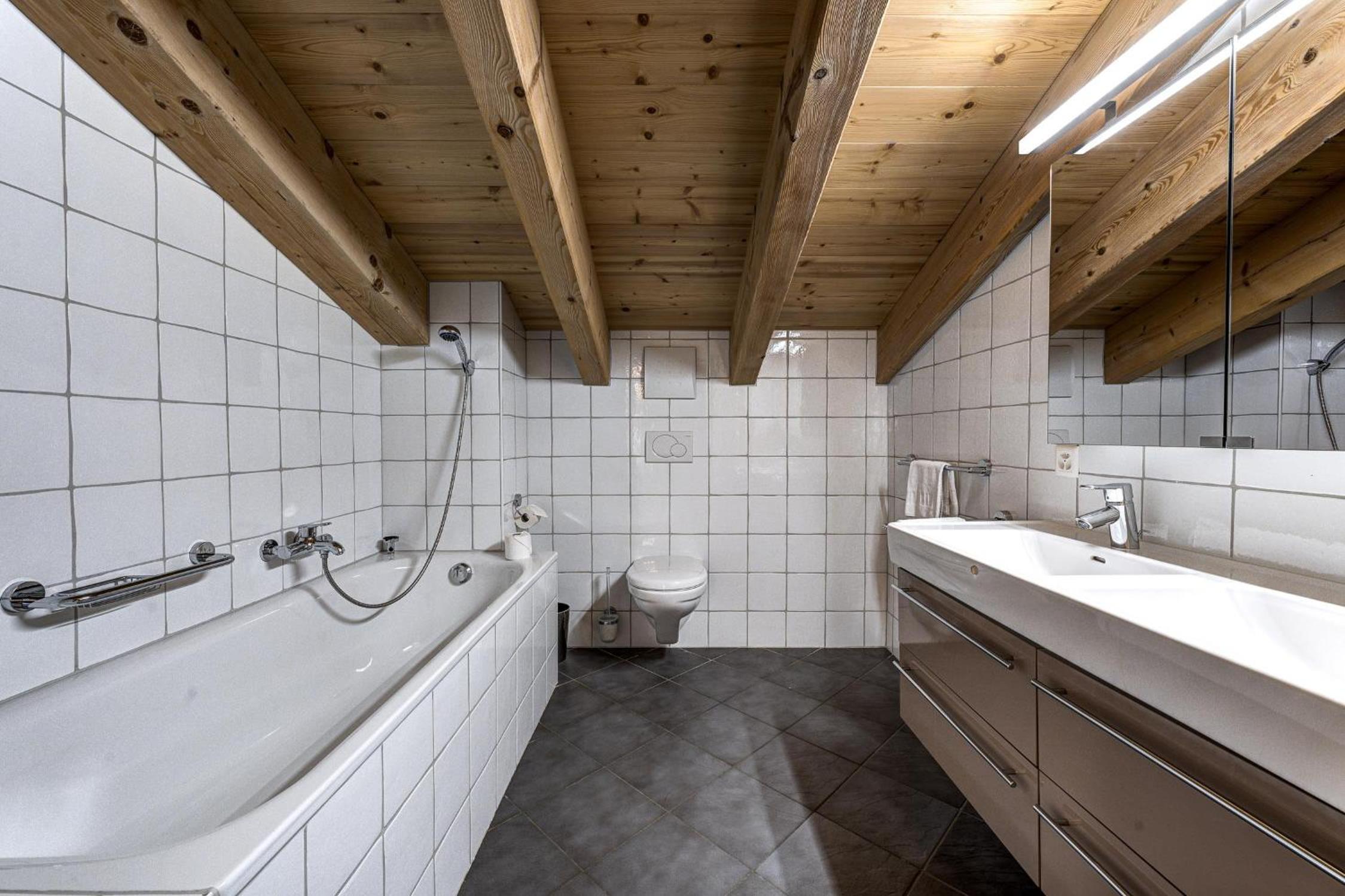 The Penthouse Matins St Laurent