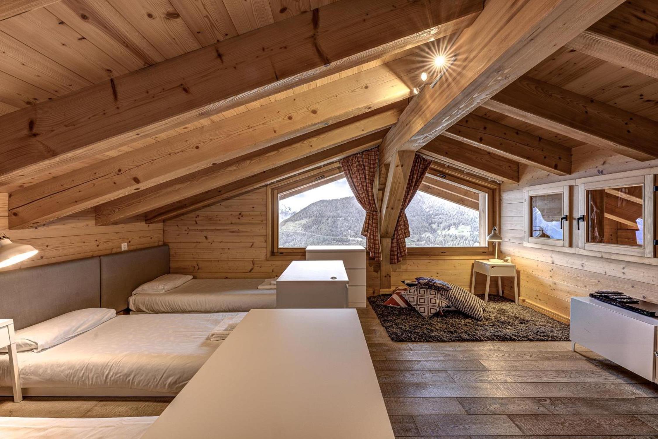 The Penthouse Matins St Laurent