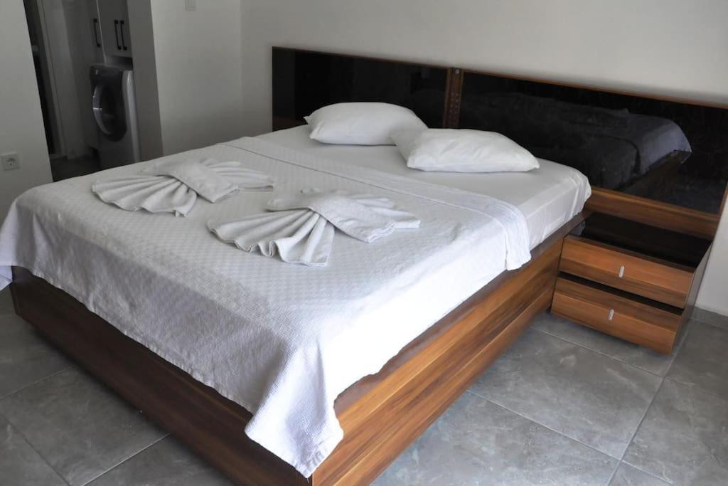 Dalaman'da Doğa Manzaralı Villa Azur view 2