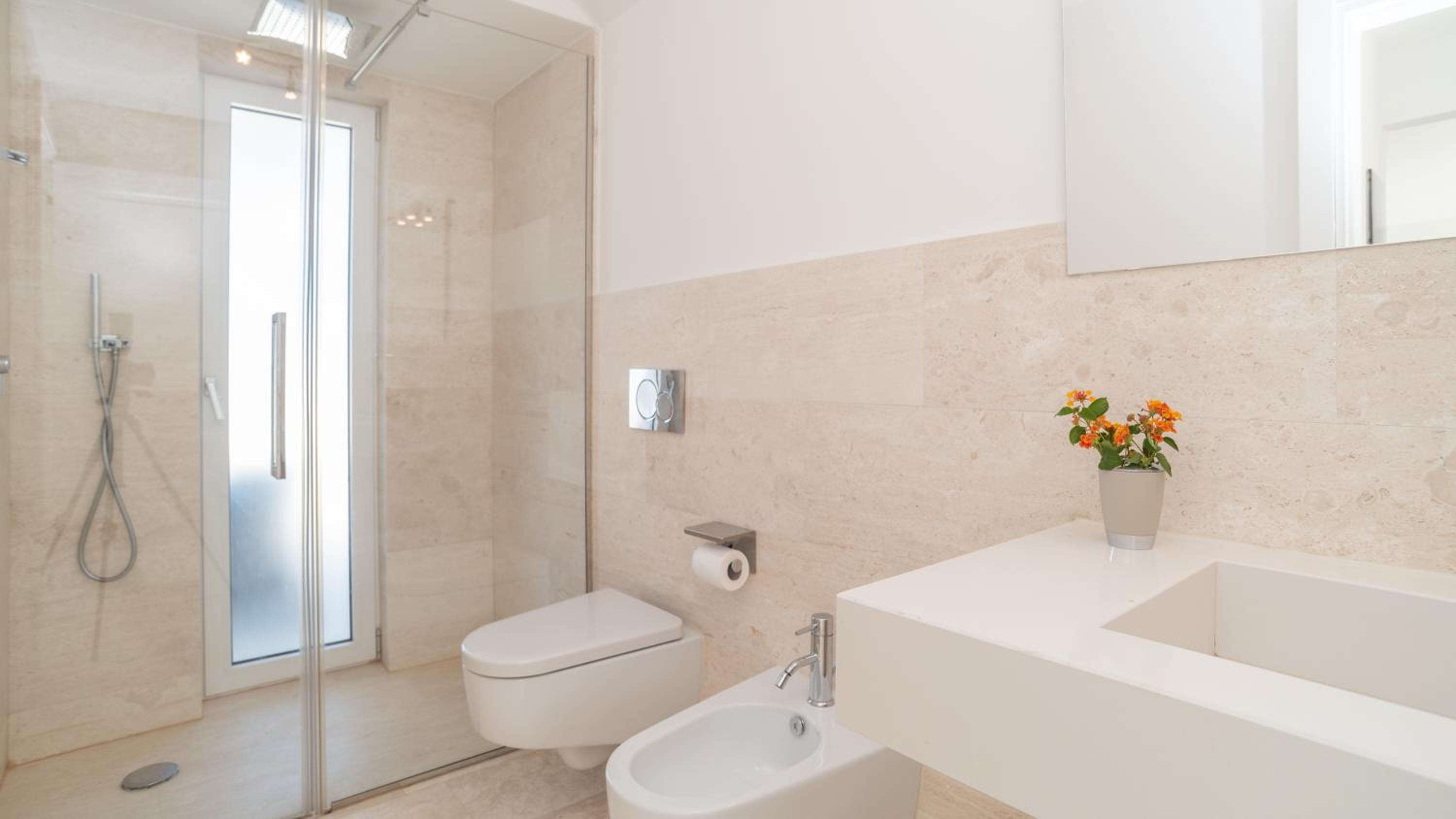Acquamarina Residence ApartmentS With Parking &Pool! view 3