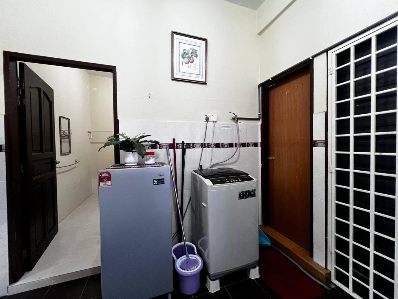 Dhiaa Homestay D Jembal photo 4