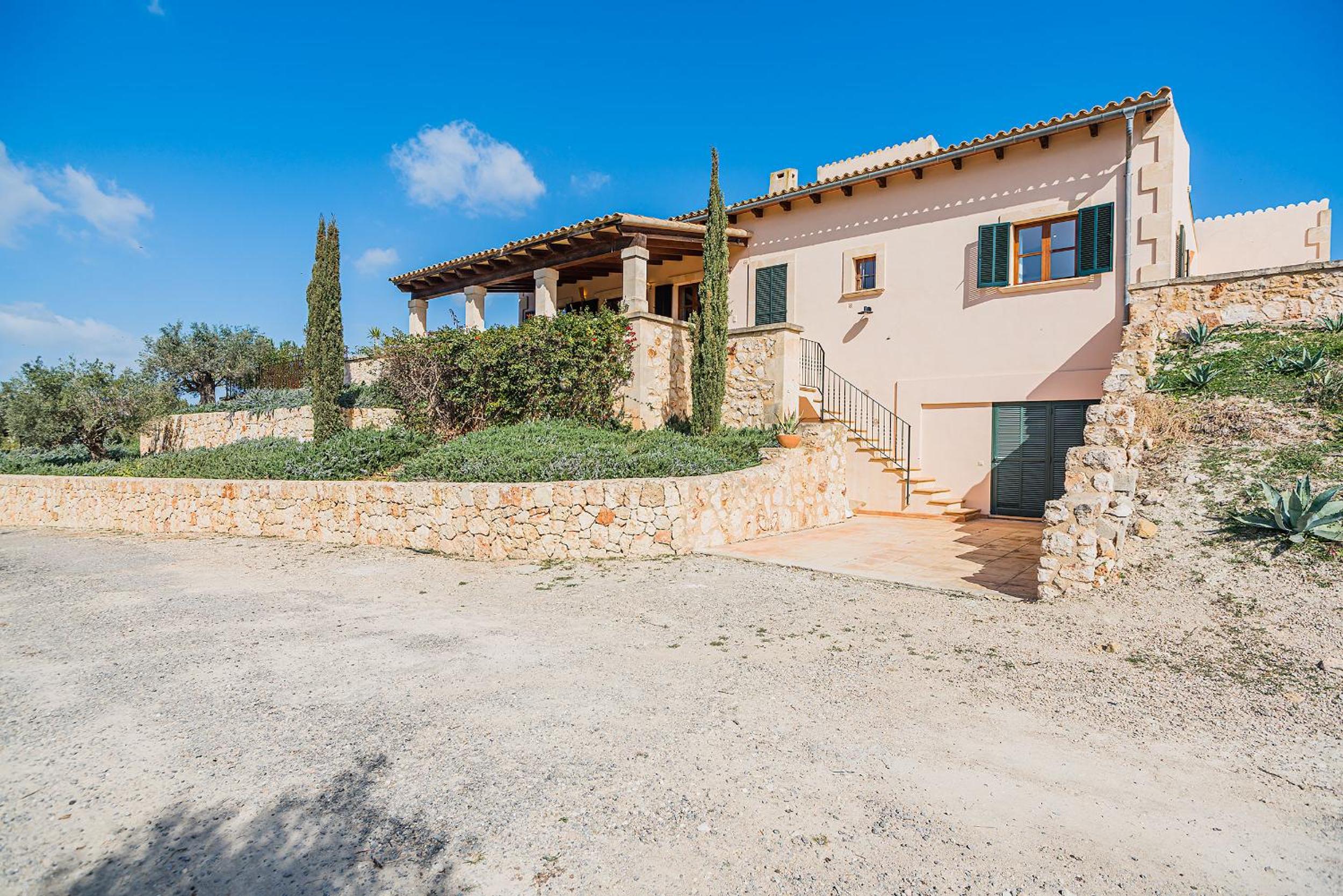 Finca Puig Blanc by Sealand Villas