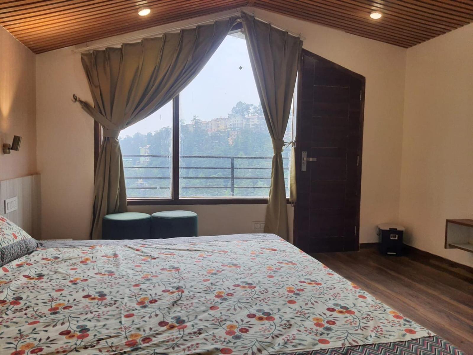 Cozy Cove - Newly built 3BHK Duplex with rare valley view view 4